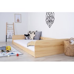 Montessori drevená posteľ Sia - lakovaná, Ourbaby®