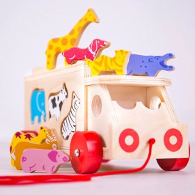 Bigjigs Toys Drevené auto so zvieratkami, Bigjigs Toys